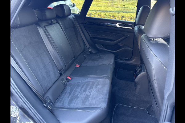 Volkswagen Arteon Shooting Brake eHYBRID 218PK DSG R-LINE BUSINESS+ TREKHAAK/360CAMERA/IQ-LIGHT