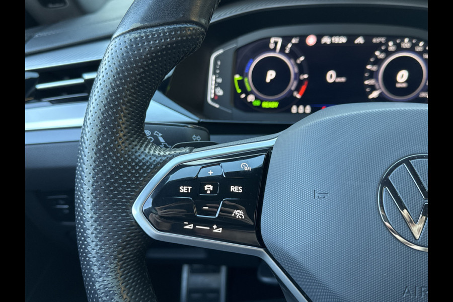 Volkswagen Arteon Shooting Brake eHYBRID 218PK DSG R-LINE BUSINESS+ TREKHAAK/360CAMERA/IQ-LIGHT