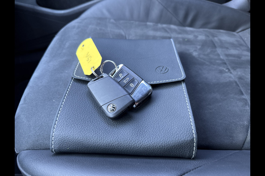 Volkswagen Arteon Shooting Brake eHYBRID 218PK DSG R-LINE BUSINESS+ TREKHAAK/360CAMERA/IQ-LIGHT