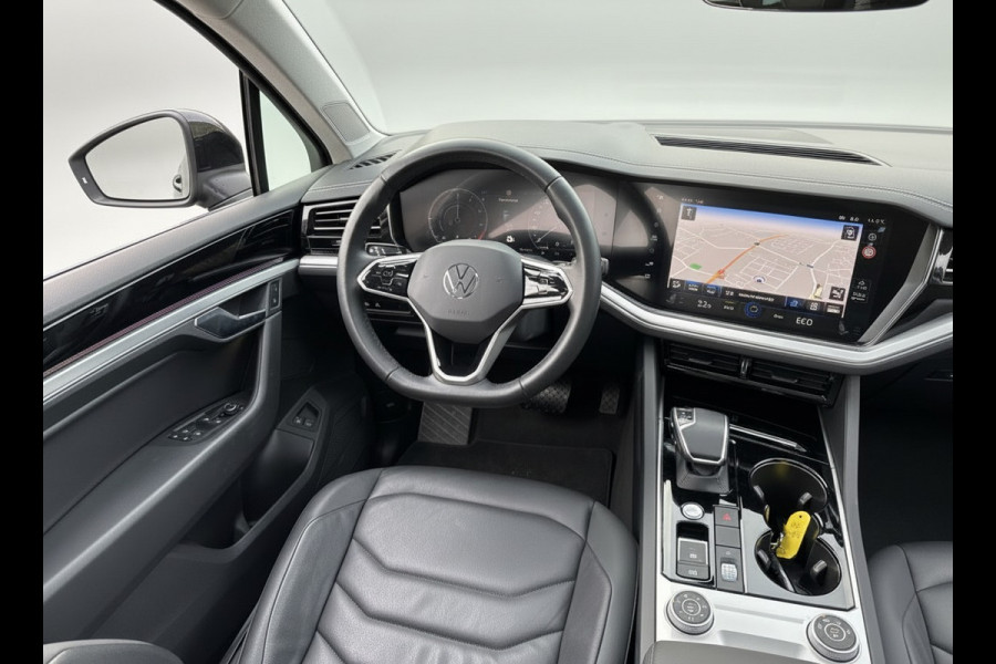 Volkswagen Touareg 3.0 TSi eHybrid ELEGANCE 4MOTION HEAD-UP/LUCHTVERING/PANORAMADAK