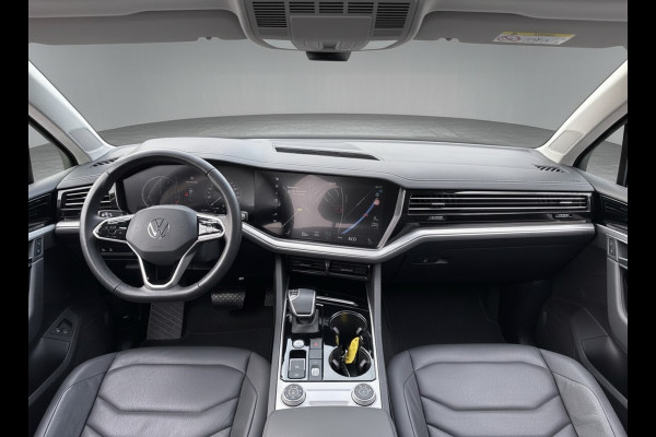 Volkswagen Touareg 3.0 TSi eHybrid ELEGANCE 4MOTION HEAD-UP/LUCHTVERING/PANORAMADAK