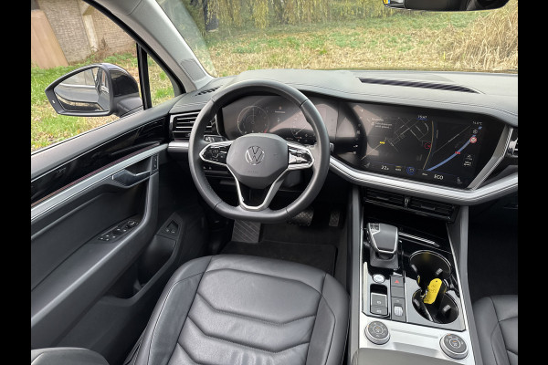 Volkswagen Touareg 3.0 TSi eHybrid ELEGANCE 4MOTION HEAD-UP/LUCHTVERING/PANORAMADAK