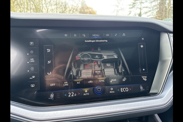 Volkswagen Touareg 3.0 TSi eHybrid ELEGANCE 4MOTION HEAD-UP/LUCHTVERING/PANORAMADAK