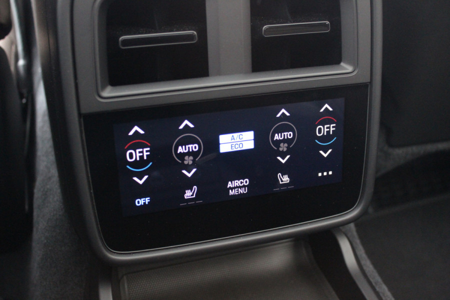 Porsche Taycan Cross Turismo 4 93 kWh 30.644 km! / SoH 94,1% / NL Auto! / NIEUWSTAAT! / Panoramadak / 360Camera / Passenger Display / Achterasbesturing / Matrix LED / 21'' / Adaptieve Stoelen / Luchtvering / Stoelventilatie / Dodehoek / Stu