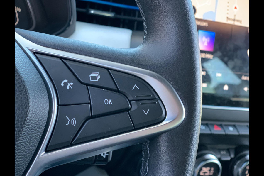 Renault Clio 1.6 E-Tech Hybrid 140 Business Zen NIEUWSTAAT LUXE !