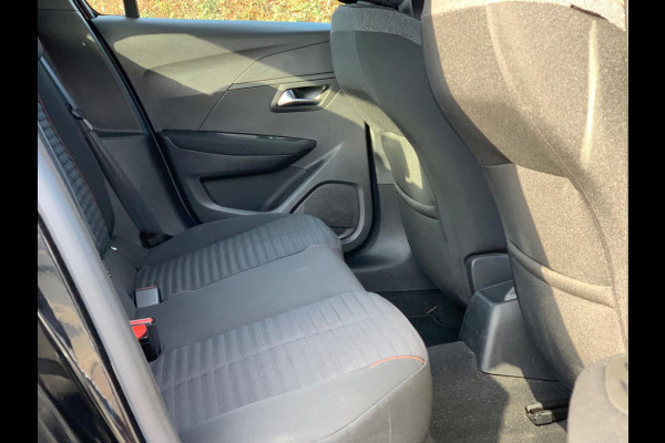 Peugeot 208 1.2 PureTech Active Pack 2022 / NETTO € 6750 / PRIJS NL € 9200.-