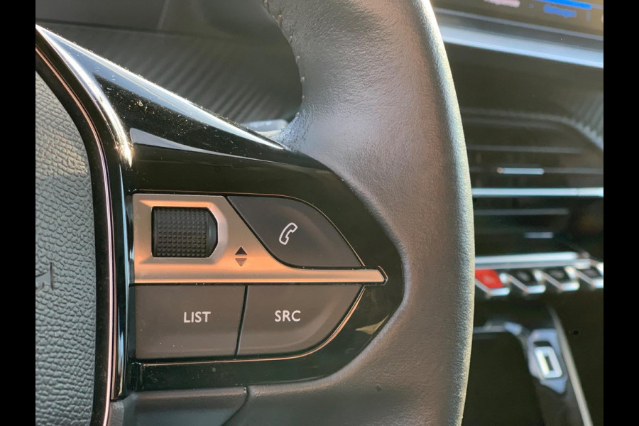 Peugeot 208 1.2 PureTech Active Pack 2022 / NETTO € 6750 / PRIJS NL € 9200.-