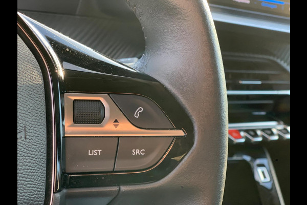 Peugeot 208 1.2 PureTech Active Pack 2022 / NETTO € 6750 / PRIJS NL € 9200.-