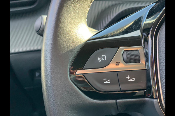 Peugeot 208 1.2 PureTech Active Pack 2022 / NETTO € 6750 / PRIJS NL € 9200.-