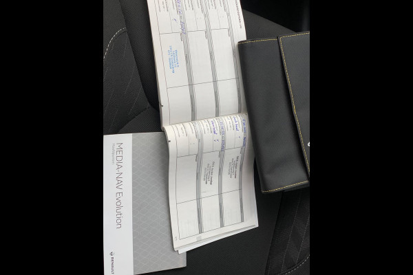 Renault Clio Estate 0.9 TCe Limited LUXE UITV. TOPSTAAT 2018