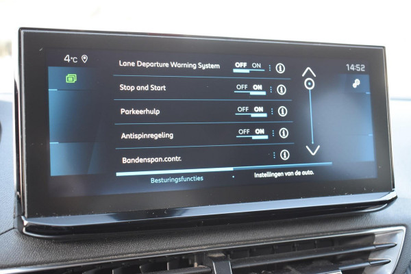 Peugeot 5008 1.2 PureTech 7 Persoons Navi Carplay Camera Trekhaak Dealer Onderhouden