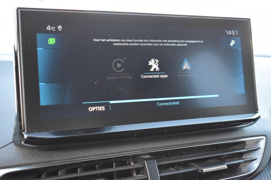 Peugeot 5008 1.2 PureTech 7 Persoons Navi Carplay Camera Trekhaak Dealer Onderhouden