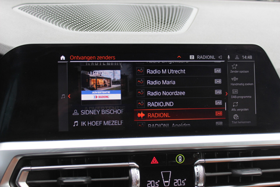 BMW 3 Serie Touring 330i High Exe. M Sport / Trekhaak / Panoramadak / Camera / Bruin Leder / 19'' / CarPlay / M Sportremmen / DAB / Stoelverwarming / Cruise Control