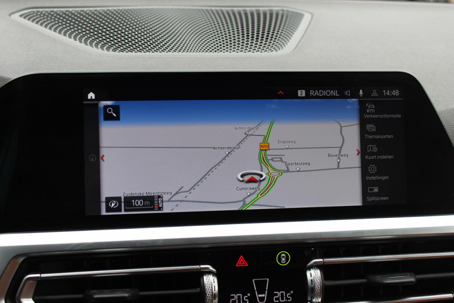 BMW 3 Serie Touring 330i High Exe. M Sport / Trekhaak / Panoramadak / Camera / Bruin Leder / 19'' / CarPlay / M Sportremmen / DAB / Stoelverwarming / Cruise Control