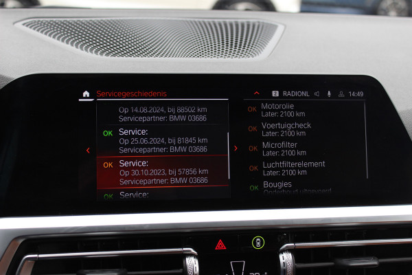 BMW 3 Serie Touring 330i High Exe. M Sport / Trekhaak / Panoramadak / Camera / Bruin Leder / 19'' / CarPlay / M Sportremmen / DAB / Stoelverwarming / Cruise Control