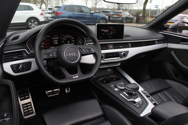 Audi A5 Cabriolet 2.0 TFSI Launch Edition NL Auto! / Trekhaak / Leder / Nekverwarming / Navigatie / Parkeerhulp V+A / 19'' / Windscherm / Stoelverwarming / Cruise Control