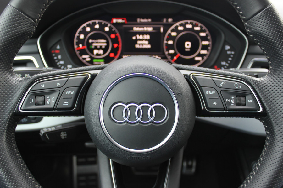Audi A5 Cabriolet 2.0 TFSI Launch Edition NL Auto! / Trekhaak / Leder / Nekverwarming / Navigatie / Parkeerhulp V+A / 19'' / Windscherm / Stoelverwarming / Cruise Control