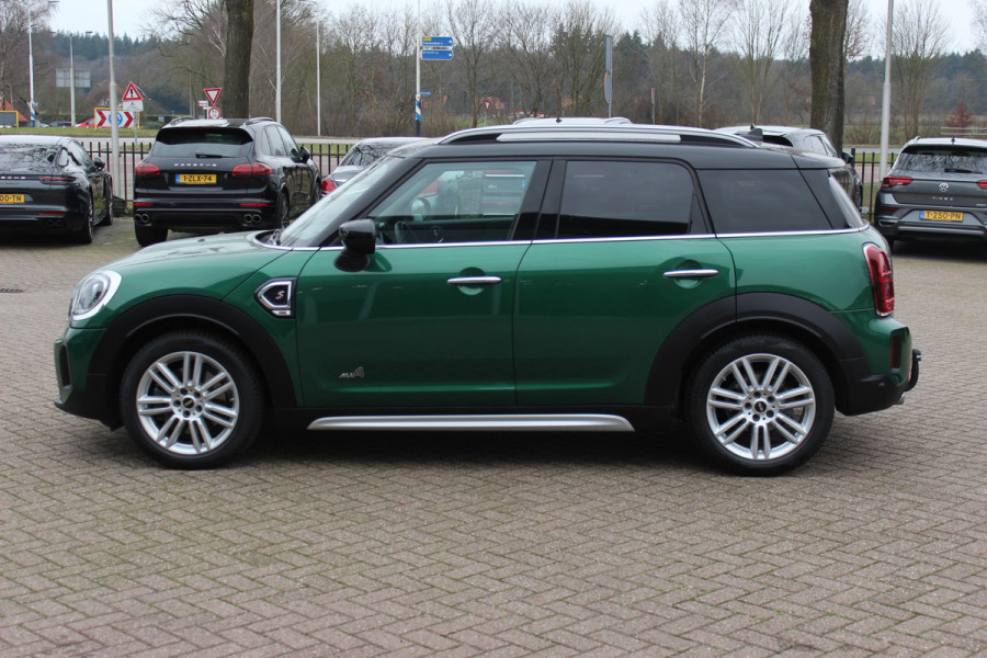 MINI Countryman 2.0 Cooper S ALL4 Classic / Trekhaak / Camera / Head-up / Keyless / 18'' / CarPlay / Stoelverwarming / DAB / Cruise Control