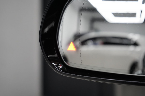 Mercedes-Benz E-Klasse 200 d AMG-Line | PANO | SFEERVERLICHTING