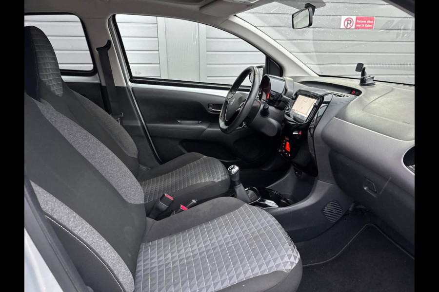 Peugeot 108 1.0 e-VTi Allure TOP! Camera | CarPlay | APK