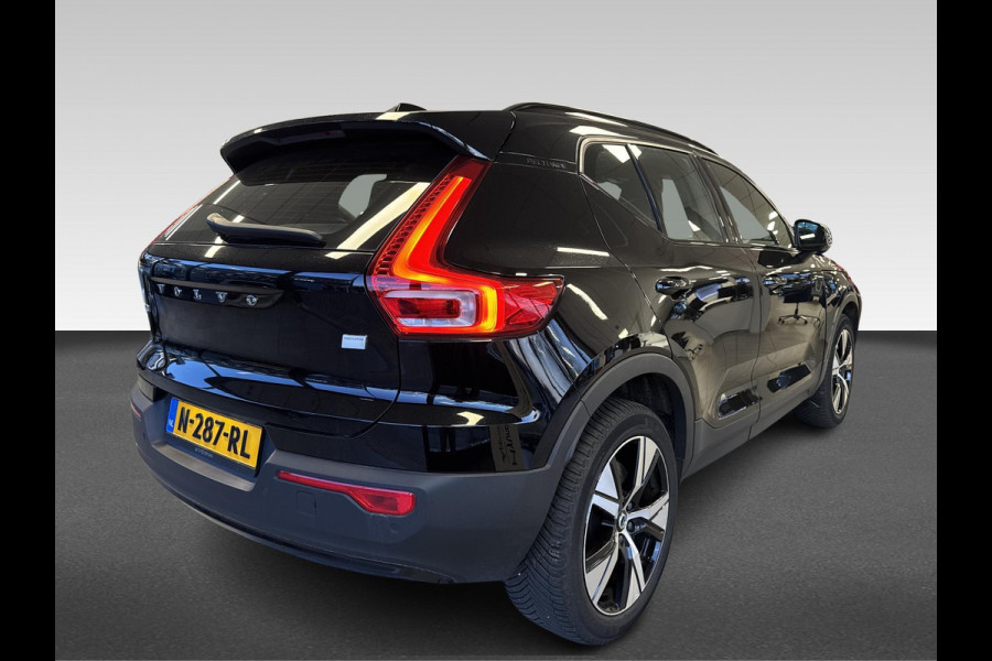 Volvo XC40 Recharge Core Stoel verwarming / Stuur verwarming / navigatie