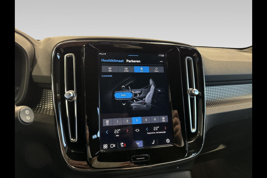 Volvo XC40 Recharge Core Stoel verwarming / Stuur verwarming / navigatie