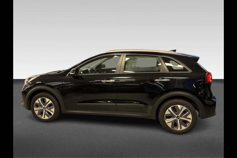 Kia e-Niro DynamicLine 64 kWh Climate control / Stoel verwarming / stuur verwarming