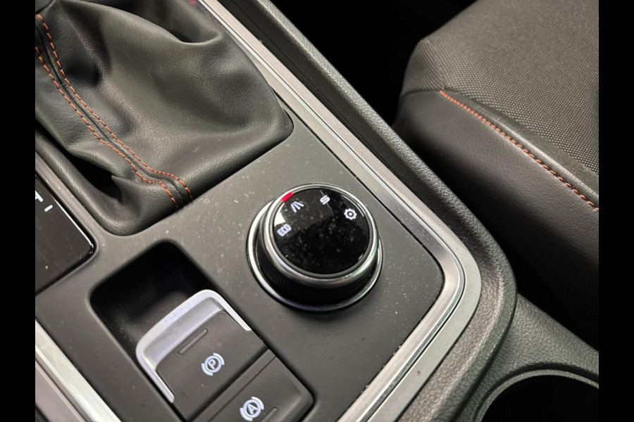 Seat Ateca 1.5 TSI FR Business Intense Standkachel / elektrische trekhaak / navigatie