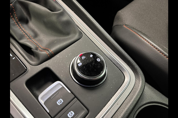 Seat Ateca 1.5 TSI FR Business Intense Standkachel / elektrische trekhaak / navigatie