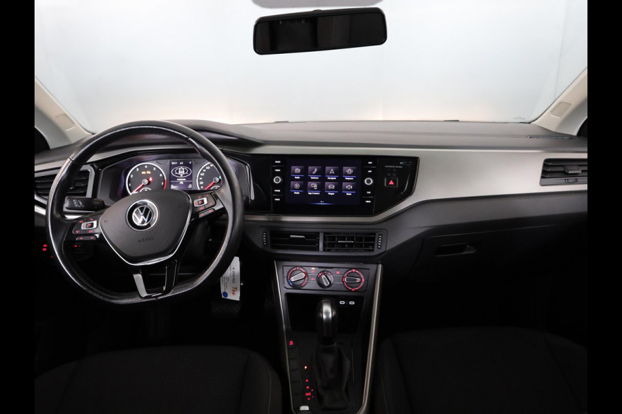 Volkswagen Polo 1.0 TSI Comfortline 95 pk Automaat (DSG) | Navigatie | Adaptieve cruise control | Apple Carplay/Android Auto |