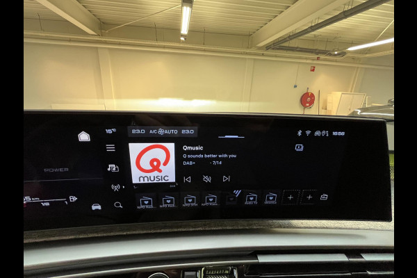 Peugeot 3008 1.6 plug-in Hybrid 195 GT alcantara executive interior, on board charger 7.4KW, 360 vision & drive Assist Pack GT Panoramisch schuifdak