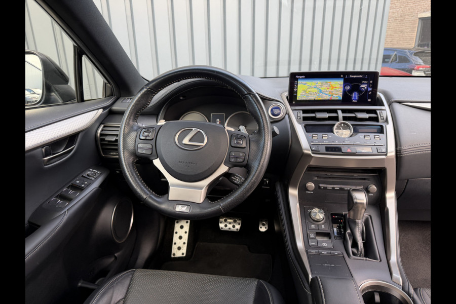 Lexus NX 300h AWD F SPORT | Pano dak | 12 mnd BOVAG Garantie | Rijklaar!!