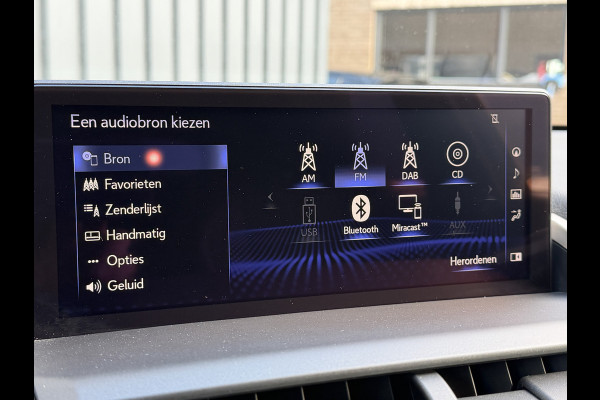 Lexus NX 300h AWD F SPORT | Pano dak | 12 mnd BOVAG Garantie | Rijklaar!!