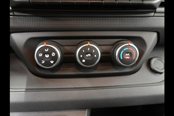 Renault Trafic 2.0 Blue dCi 150PK T30 L2H1 Advance Automaat Renault Trafic 2.0 Blue dCi 150PK T30 L2H1 Advance Airco Bluetooth Cruise PDC Trekhaak