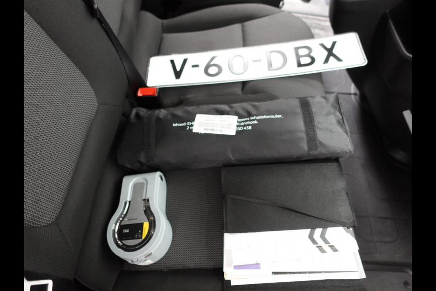 Renault Trafic 2.0 Blue dCi 150PK T30 L2H1 Advance Automaat Renault Trafic 2.0 Blue dCi 150PK T30 L2H1 Advance Airco Bluetooth Cruise PDC Trekhaak