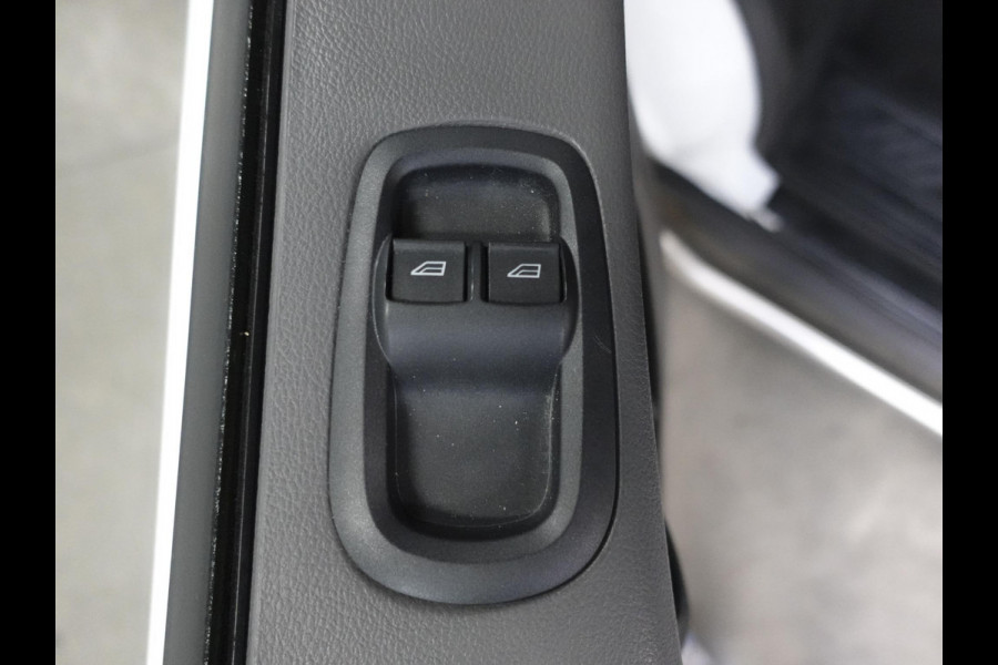 Ford Transit 330 2.0 TDCI L3H2 Trend Airco Adaptive Cruise Control Navigatie Trekhaak