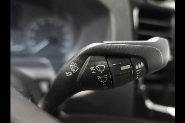 Ford Transit 330 2.0 TDCI L3H2 Trend Airco Adaptive Cruise Control Navigatie Trekhaak