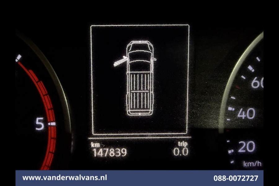 Volkswagen Crafter 2.0 TDI L3H3 L2H2 Euro6 Airco | Navigatie | Camera | Trekhaak | Apple Carplay | Cruisecontrol Chauffeursstoel, Android Auto, Parkeersensoren, Bijrijdersbank