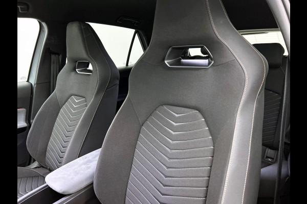 CUPRA Born Business 62 kWh | Navigatie | Apple Carplay/Android Auto | Camera Parkeersensoren | Adaptive Cruise Control | Stuurverwarming | Full Led | Climate Control | Lichtmetalen Velgen