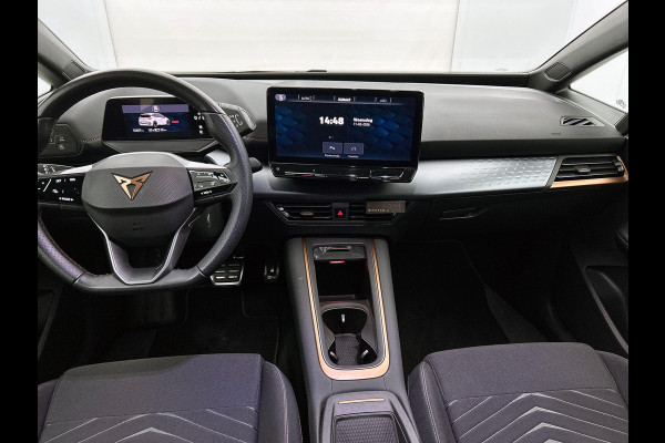 CUPRA Born Business 62 kWh | Navigatie | Apple Carplay/Android Auto | Camera Parkeersensoren | Adaptive Cruise Control | Stuurverwarming | Full Led | Climate Control | Lichtmetalen Velgen