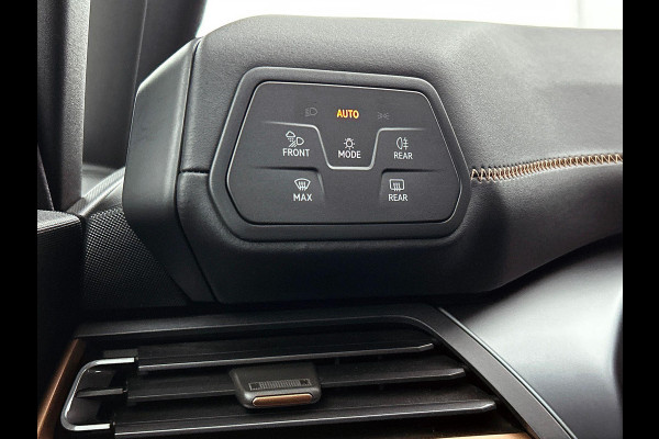 CUPRA Born Business 62 kWh | Navigatie | Apple Carplay/Android Auto | Camera Parkeersensoren | Adaptive Cruise Control | Stuurverwarming | Full Led | Climate Control | Lichtmetalen Velgen