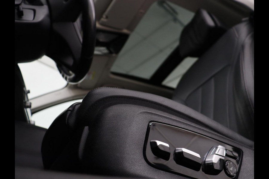 BMW 5 Serie 520i High Executive | Panoramadak | Leder | Trekhaak | Stoelverwarming | Camera | Live Cockpit | Park Assist | Carplay | Full LED | Navigatie | Climate control | Cruise control