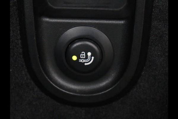 BMW 5 Serie 520i High Executive | Panoramadak | Leder | Trekhaak | Stoelverwarming | Camera | Live Cockpit | Park Assist | Carplay | Full LED | Navigatie | Climate control | Cruise control