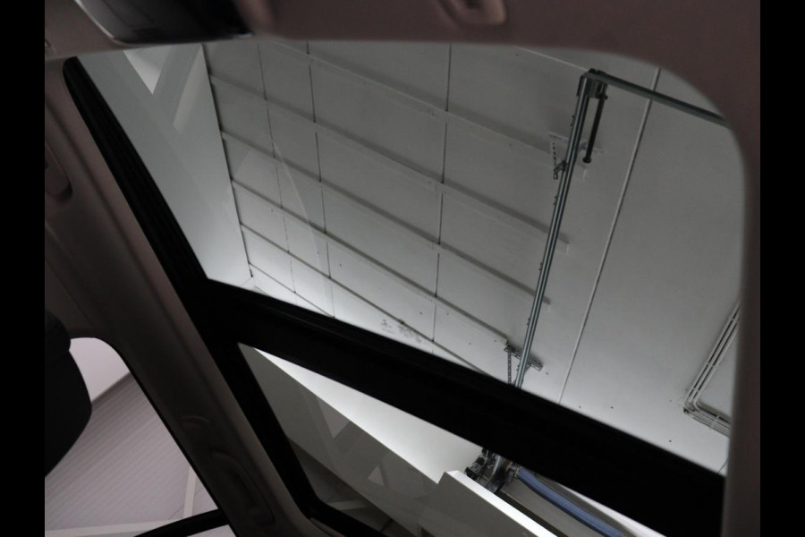 BMW 5 Serie 520i High Executive | Panoramadak | Leder | Trekhaak | Stoelverwarming | Camera | Live Cockpit | Park Assist | Carplay | Full LED | Navigatie | Climate control | Cruise control