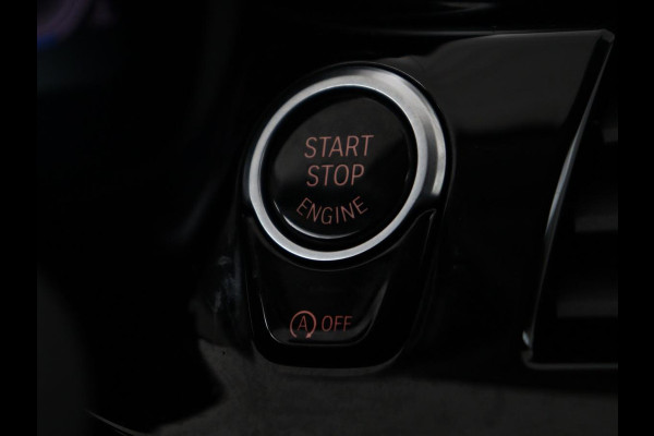 BMW 5 Serie 520i High Executive | Panoramadak | Leder | Trekhaak | Stoelverwarming | Camera | Live Cockpit | Park Assist | Carplay | Full LED | Navigatie | Climate control | Cruise control