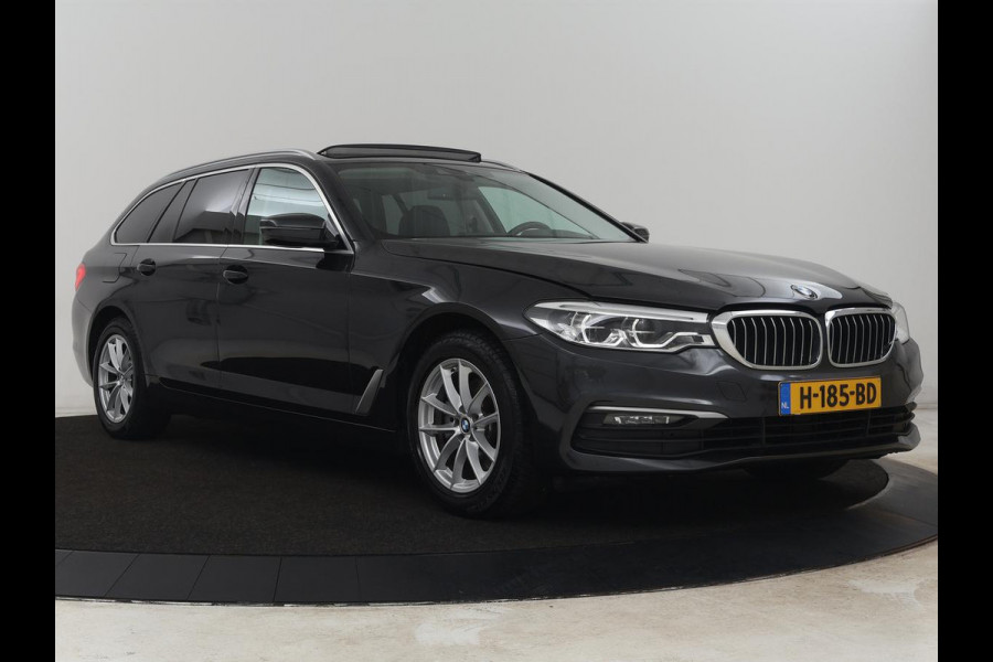 BMW 5 Serie 520i High Executive | Panoramadak | Leder | Trekhaak | Stoelverwarming | Camera | Live Cockpit | Park Assist | Carplay | Full LED | Navigatie | Climate control | Cruise control