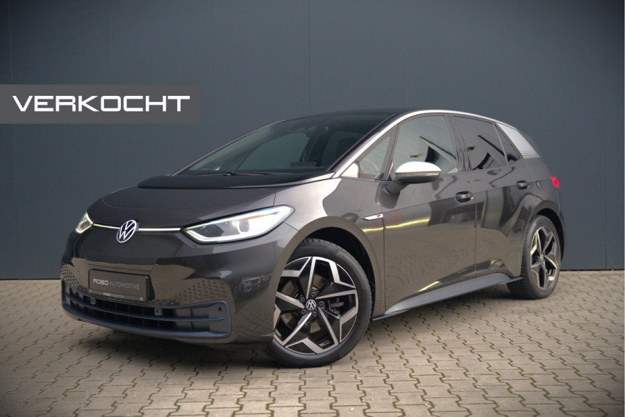 Volkswagen ID.3 First Plus 58 kWh | Stoelverwarming | Stuurverwarming | Camera | Adaptive Cruise Control | Navigatie | Keyless | Parkeersensoren | LED | Apple Carplay | BTW | NAP |