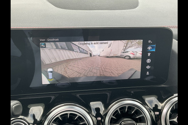 Mercedes-Benz EQA 250 Solution AMG Memory 360°Pano Hud Adap.Cruise Burmester 67 kWh