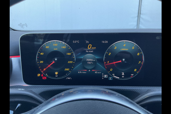 Mercedes-Benz A-Klasse 180 Aut7 Solution AMG Carplay Navi/Cam Stoelverw. Business