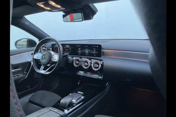 Mercedes-Benz A-Klasse 180 Aut7 Solution AMG Carplay Navi/Cam Stoelverw. Business